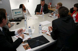 Microcrédito em reunião de trabalho com a Fejér Enterprise Agency da Hungria